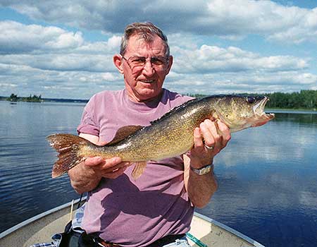 Canada Walleye Fishing Trips for Fly In Trophy Walleye | Cobham River Lodge