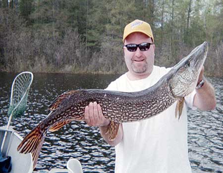Northern Pike Fishing in Canada, Pike fishing outpost in Manitoba.