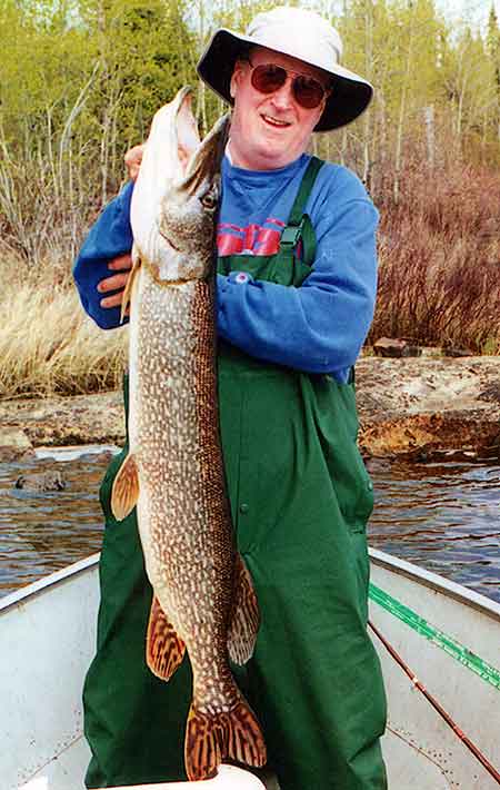 Big Pike Fishing in Manitoba | Cobham River Lodge